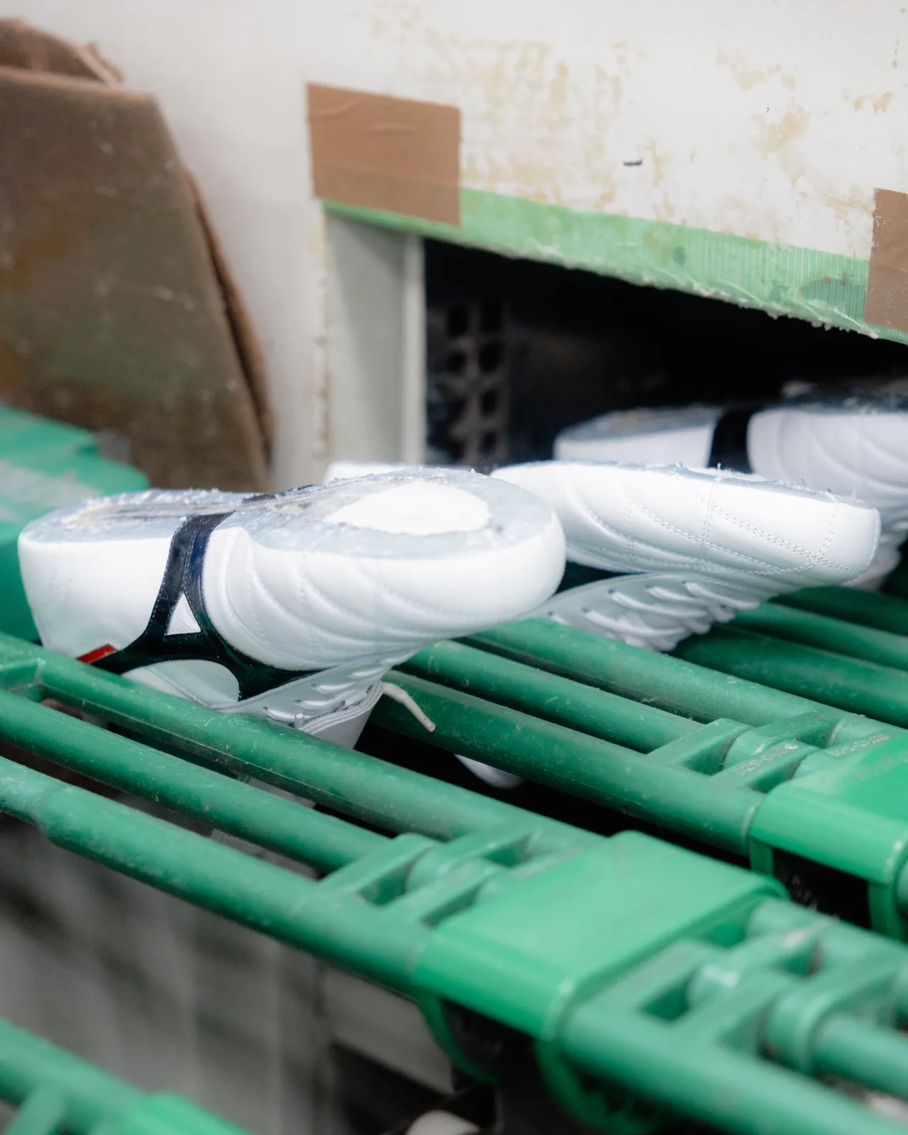 Mizuno | Japan Factory — frame 42