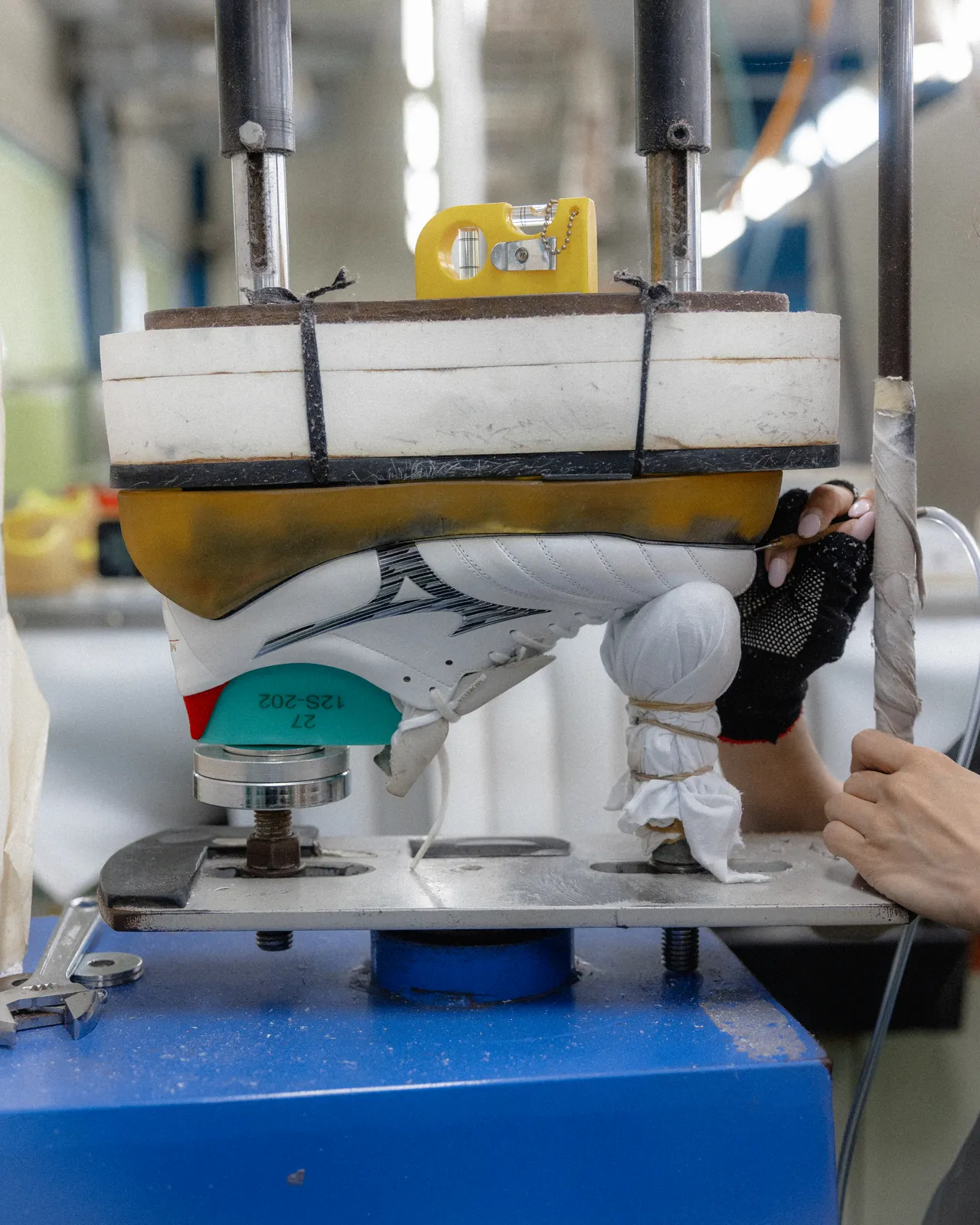 Mizuno | Japan Factory — frame 47