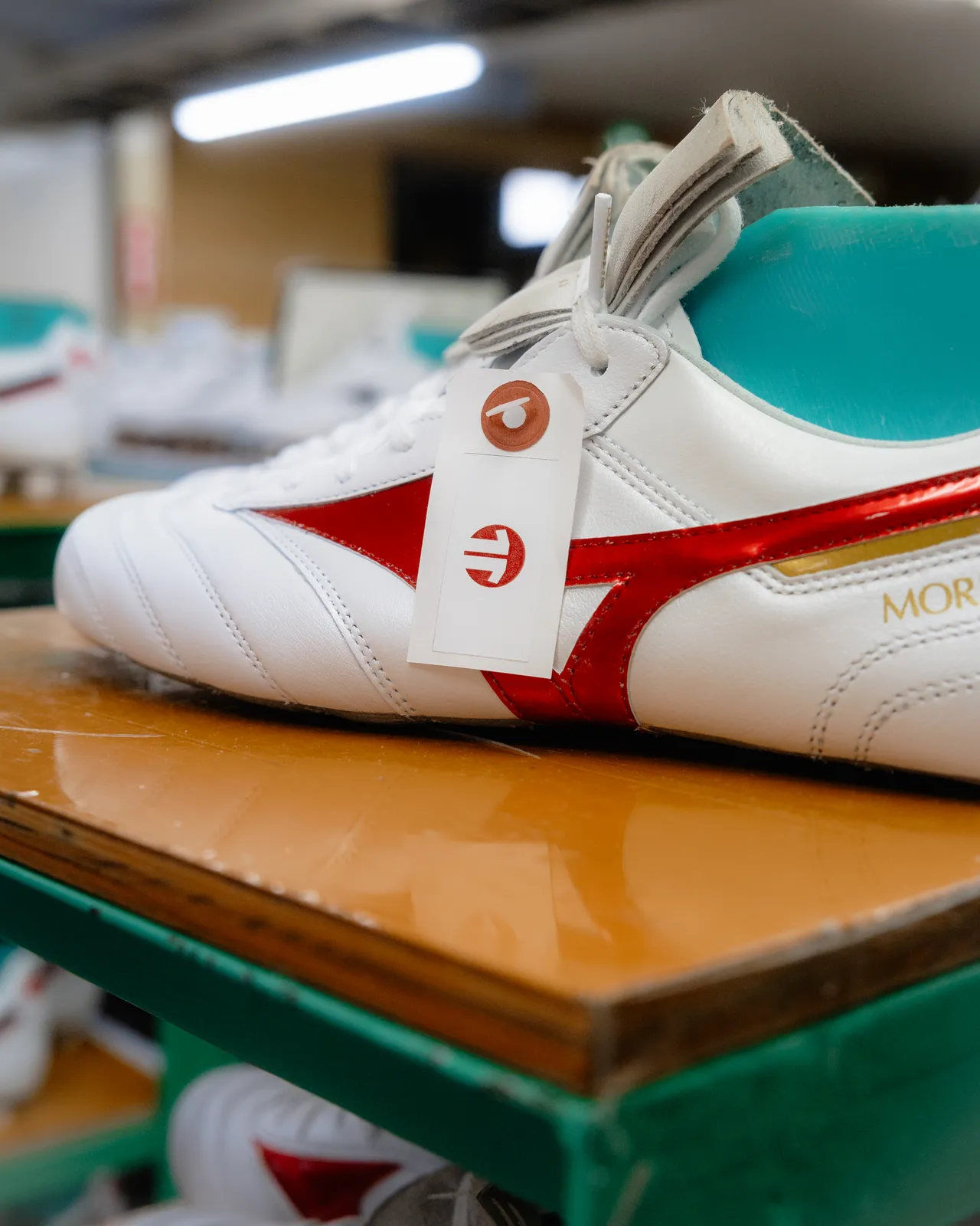 Mizuno | Japan Factory — frame 54