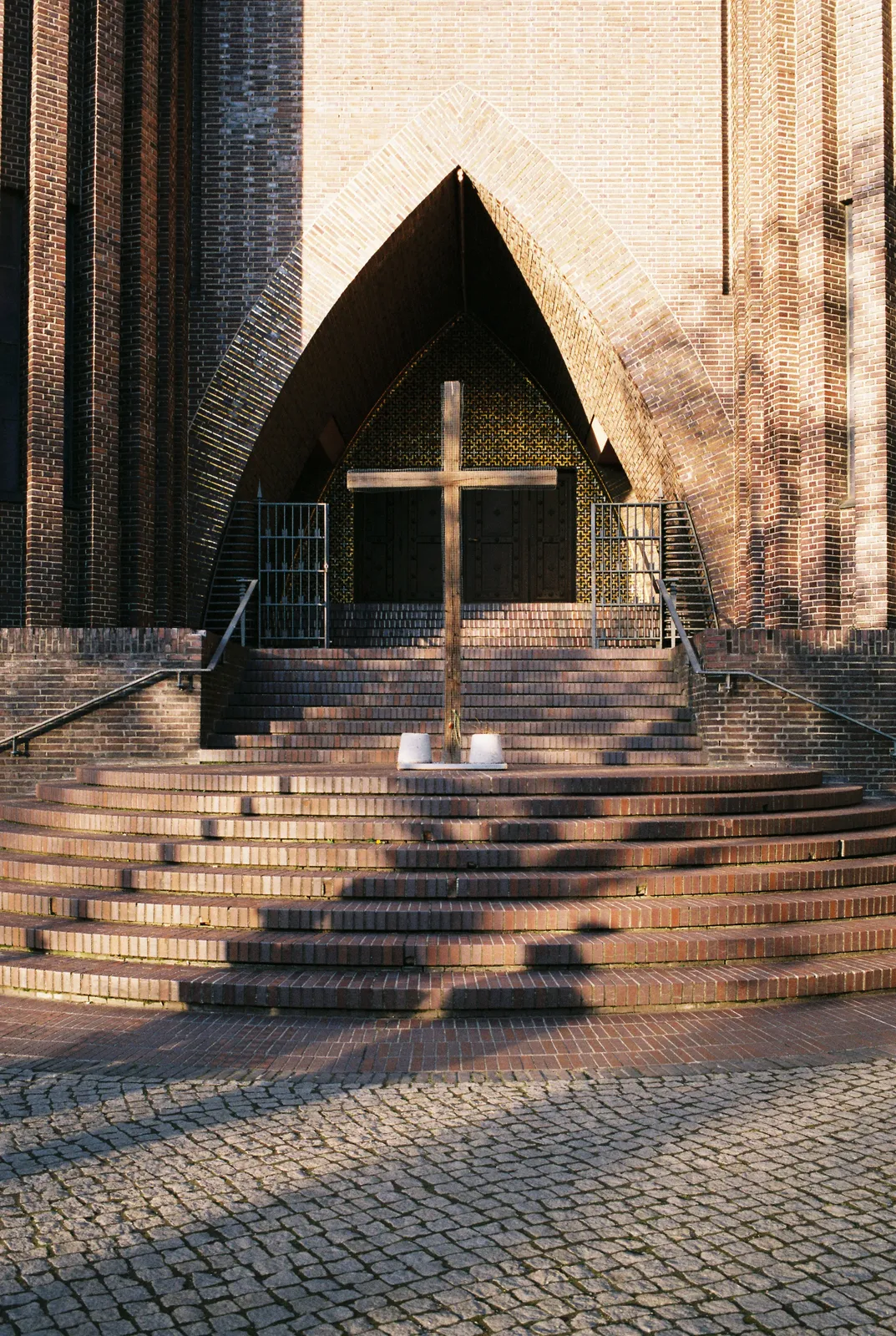 Churches — frame 28