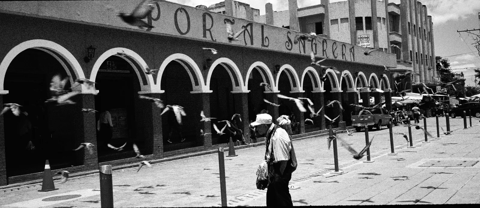 El Salvador — frame 4