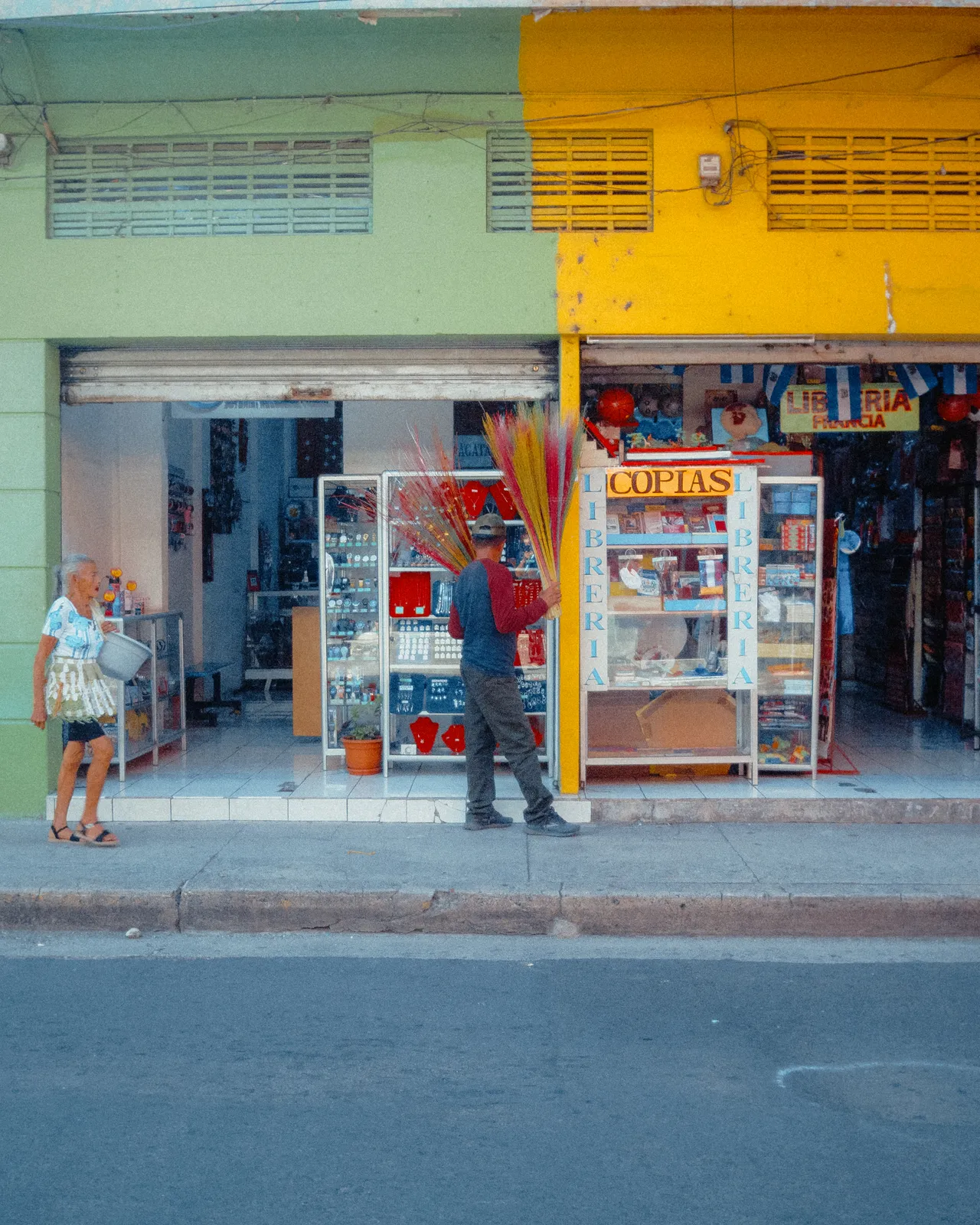 El Salvador — frame 39