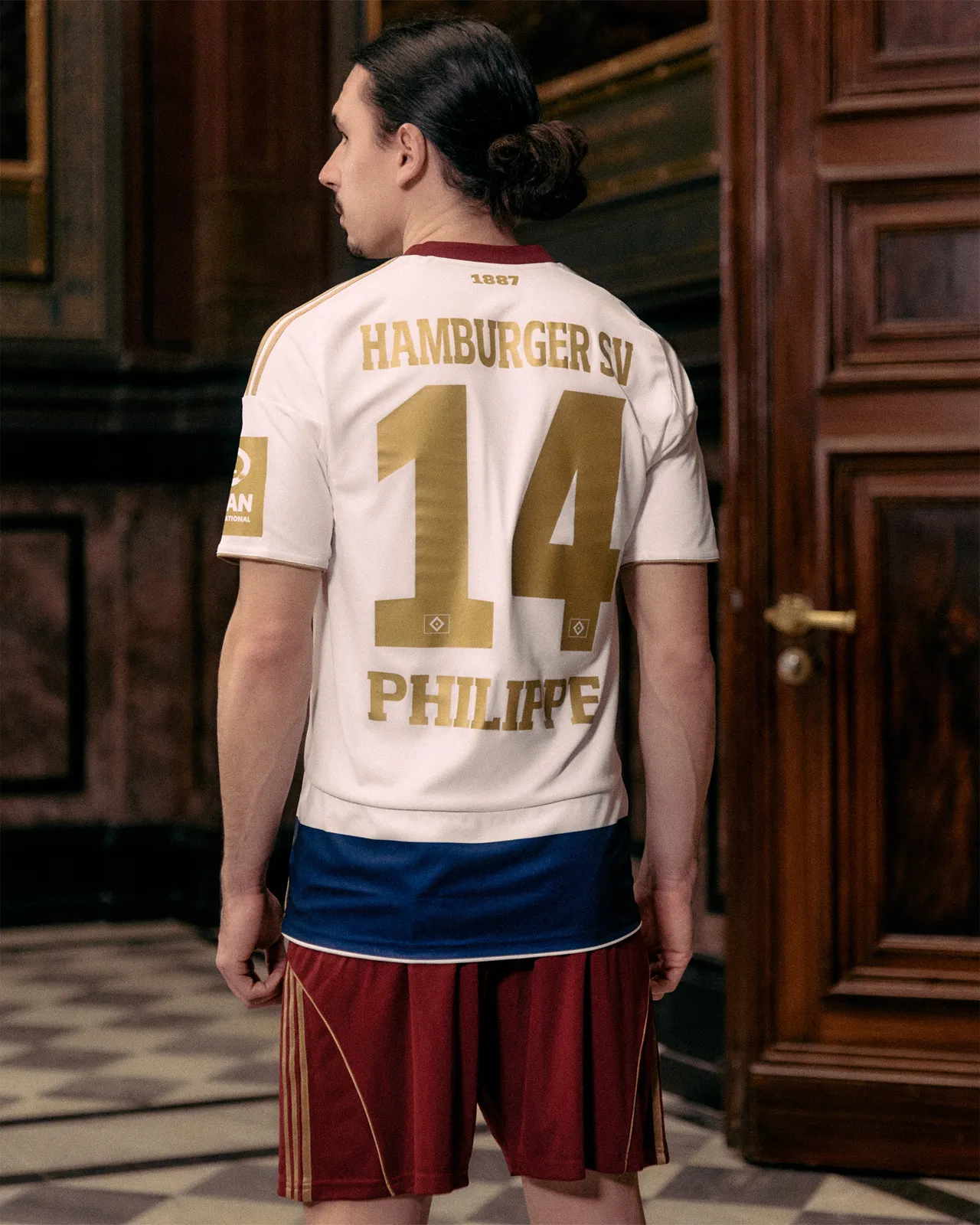 HSV Sondertrikot — frame 9