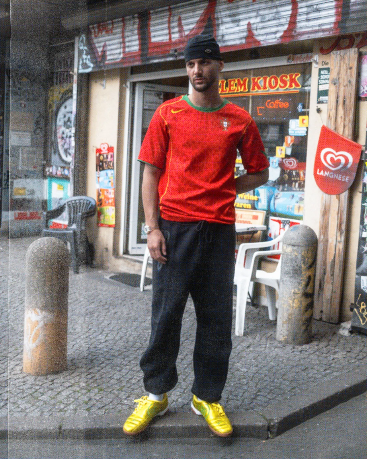 Nike Total 90 — Berlin — frame 2
