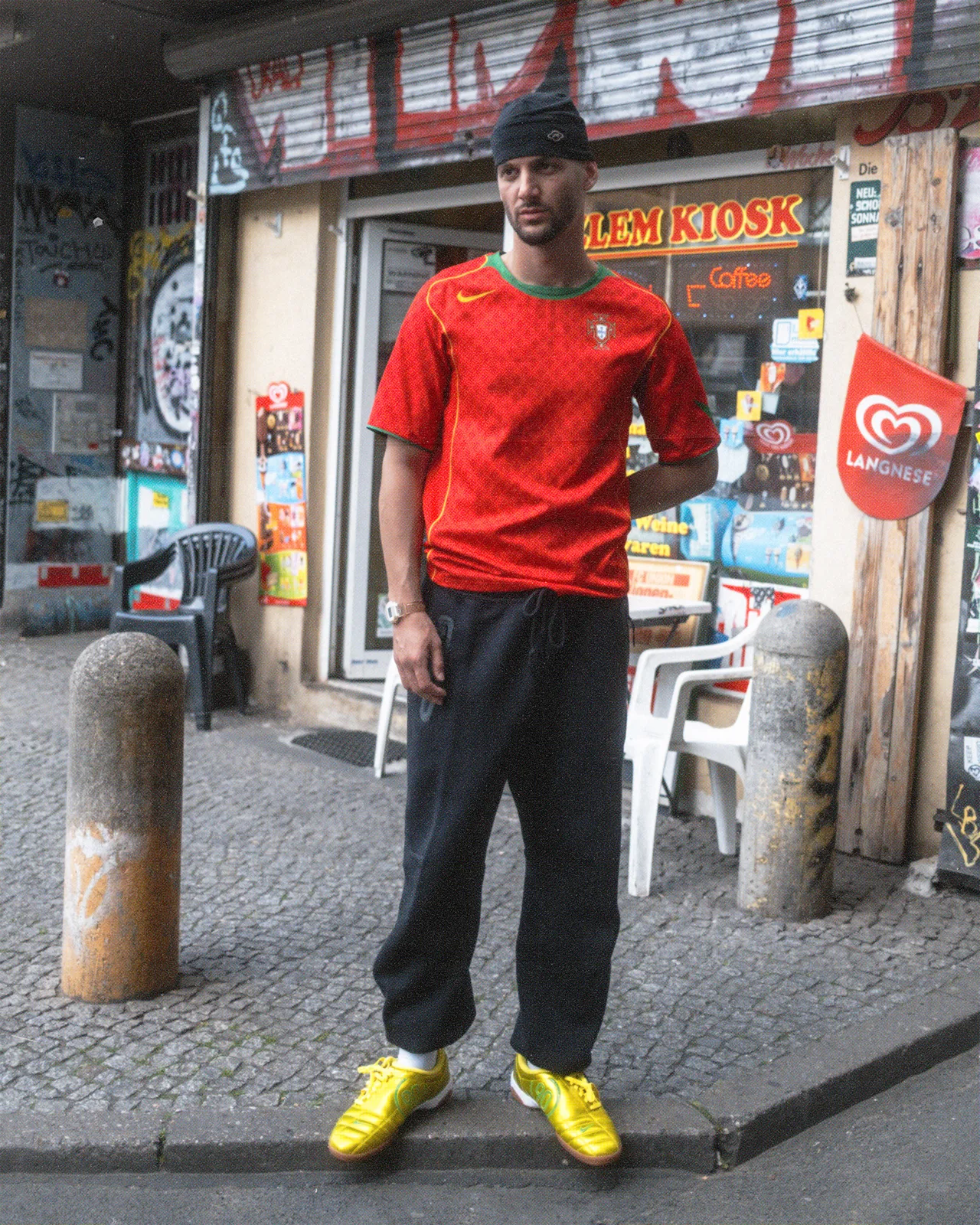 Nike Total 90 — Berlin — frame 10
