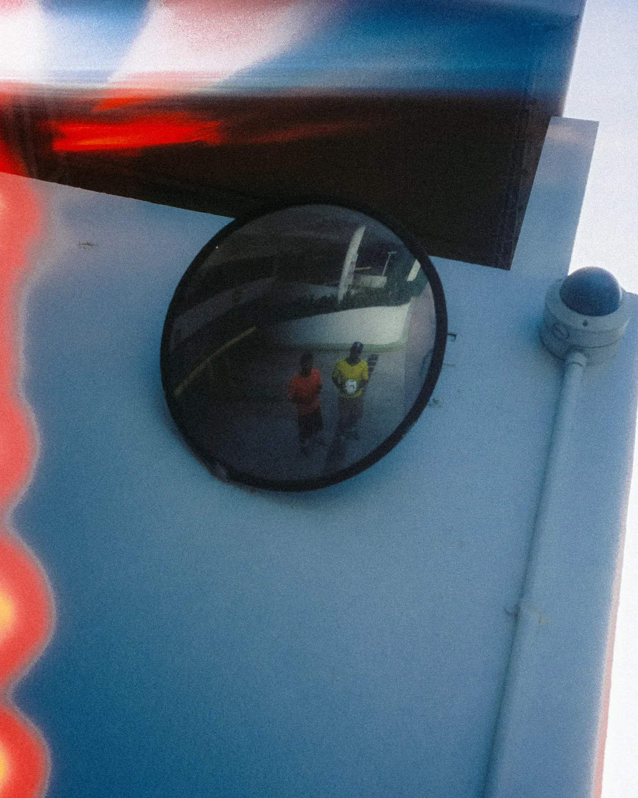 Nike Total 90 — Miami — frame 7