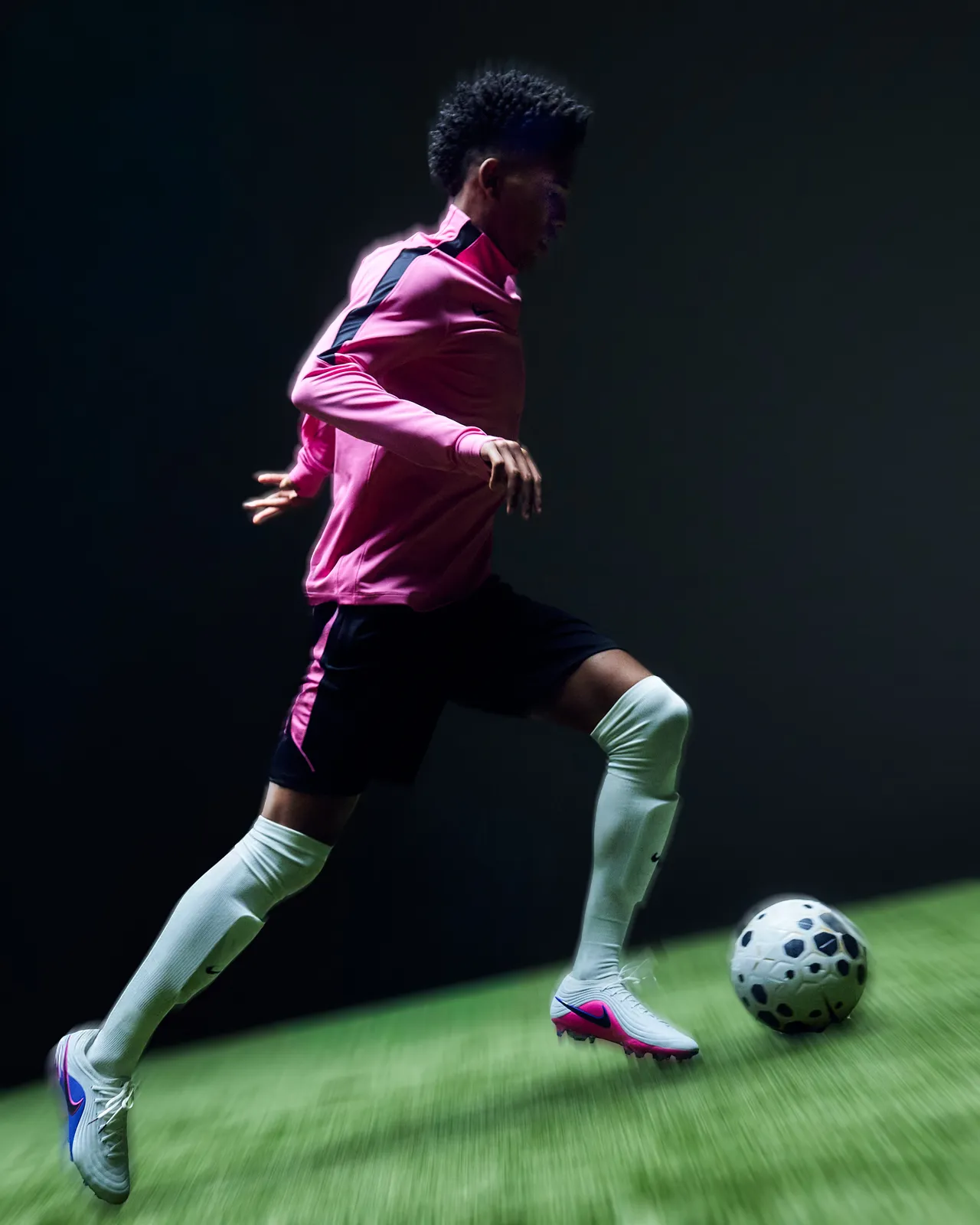 Nike × Estêvão — frame 4