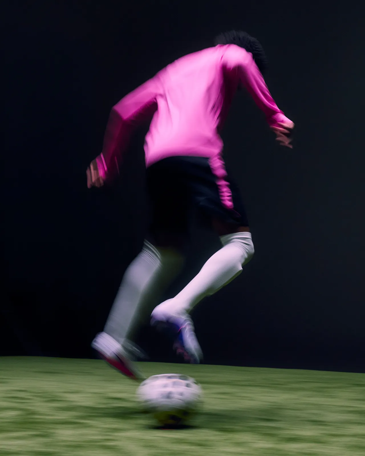 Nike × Estêvão — frame 10