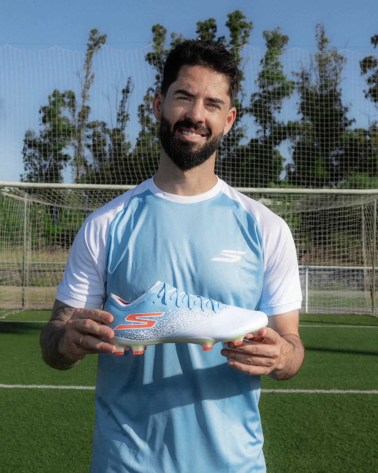 Skechers × Isco — frame 8