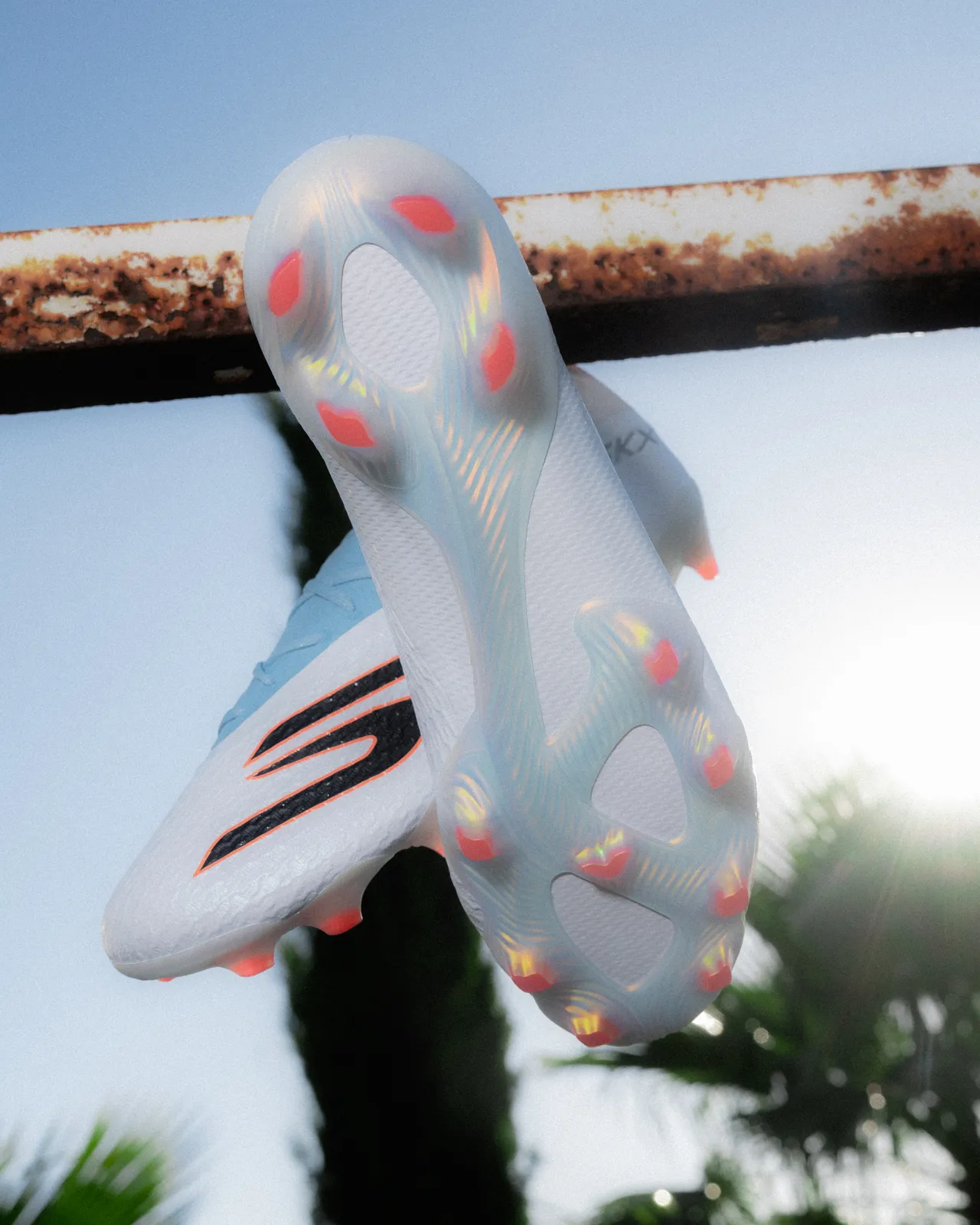 Skechers × Isco — frame 9