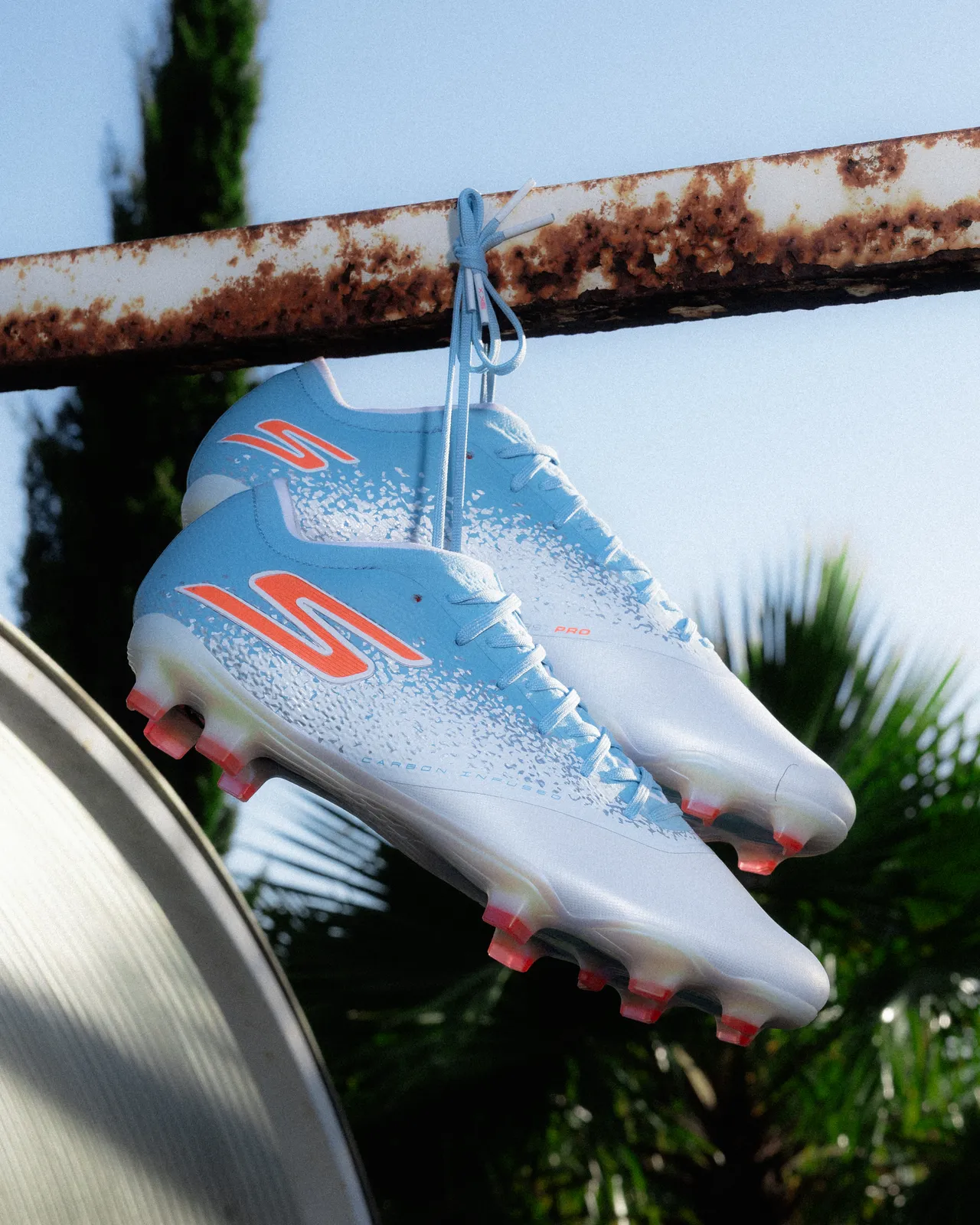 Skechers × Isco — frame 10